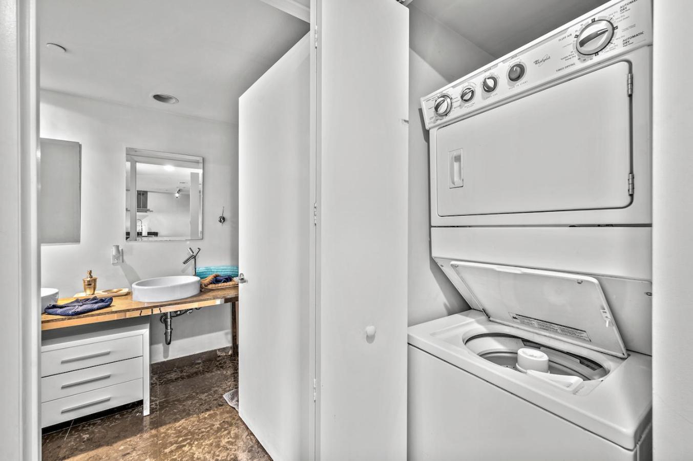 *W Icon Brickell- Luxury 2Br Highrise Corner Condo** Μαϊάμι Εξωτερικό φωτογραφία